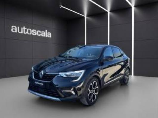 usato RENAULT Arkana