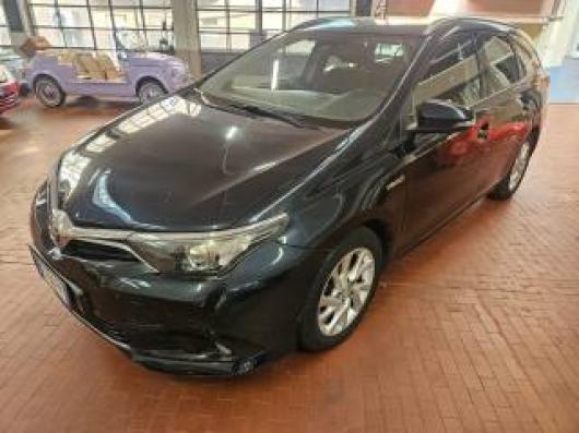usato TOYOTA Auris Touring Sports