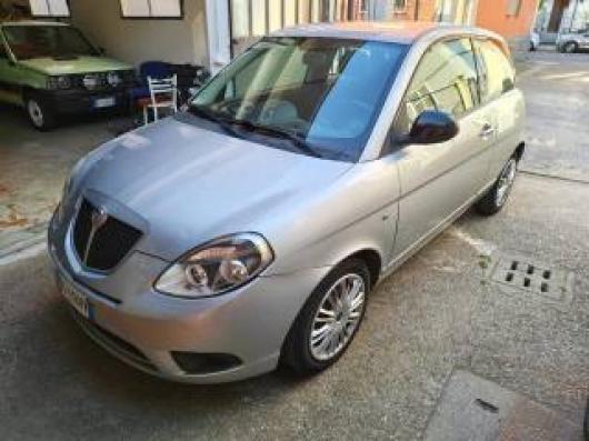 usato LANCIA Ypsilon