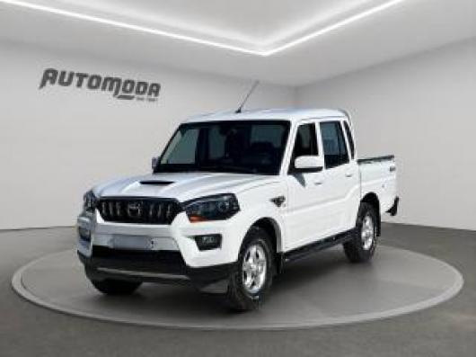 usato MAHINDRA Goa