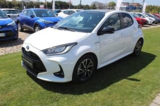 usato TOYOTA Yaris