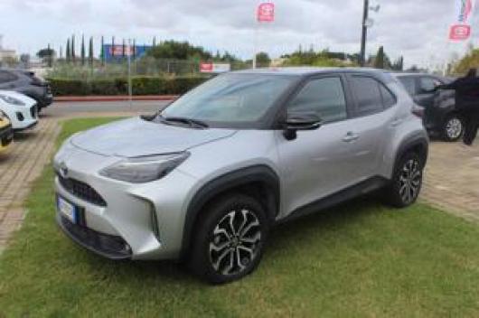 usato TOYOTA Yaris Cross