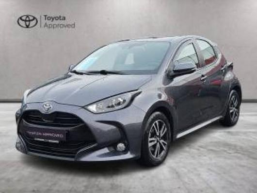 usato TOYOTA Yaris