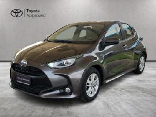 usato TOYOTA Yaris