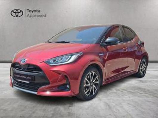 usato TOYOTA Yaris