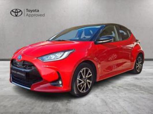 usato TOYOTA Yaris