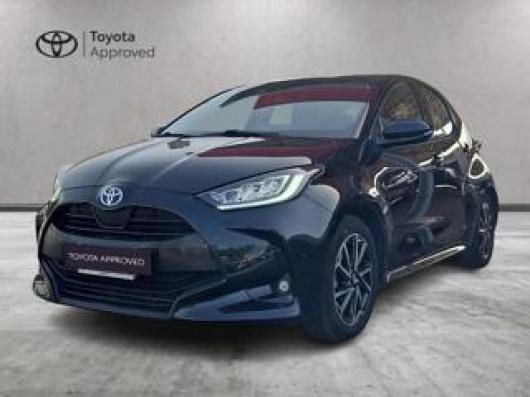 usato TOYOTA Yaris