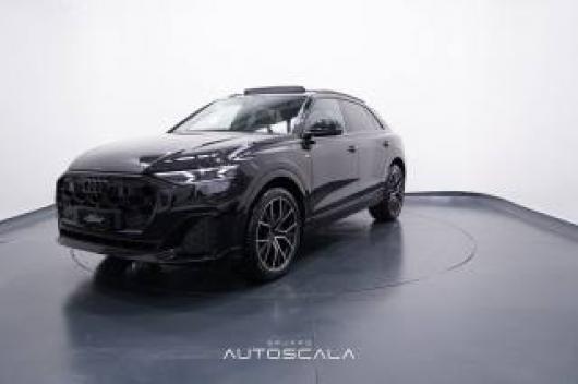 Km 0 AUDI Q8