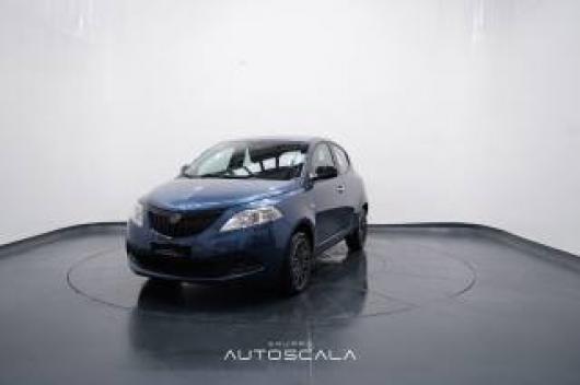 usato LANCIA Ypsilon