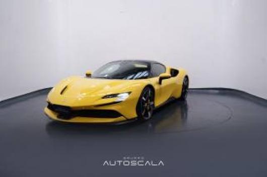 usato FERRARI SF90