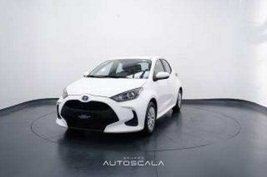 usato TOYOTA Yaris