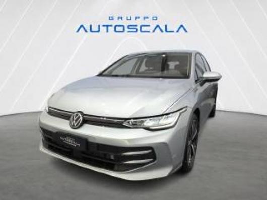 Km 0 VOLKSWAGEN Golf