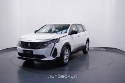usato PEUGEOT 5008