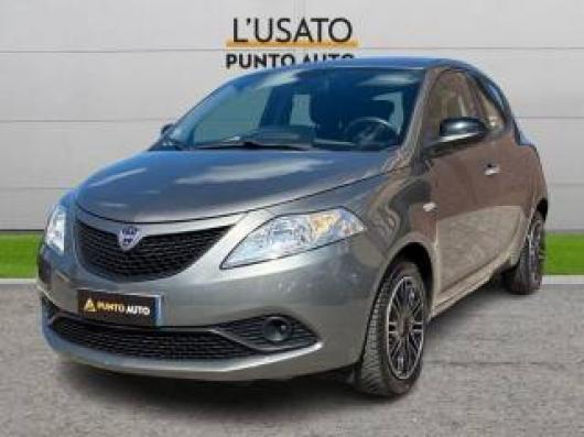 usato LANCIA Ypsilon