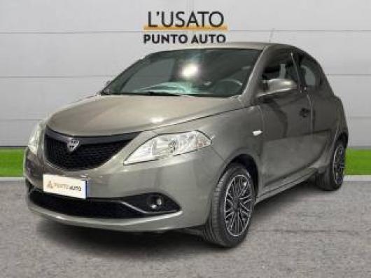 usato LANCIA Ypsilon