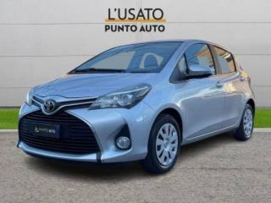 usato TOYOTA Yaris