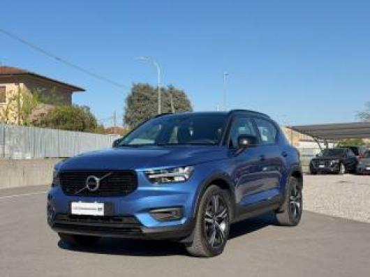 usato VOLVO XC40