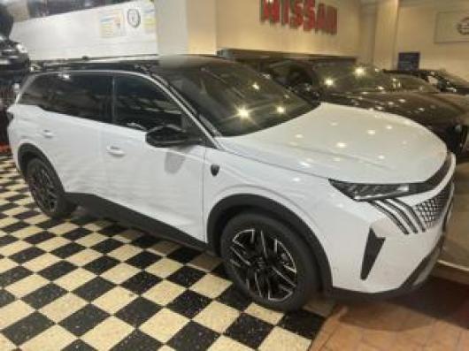 Km 0 PEUGEOT 5008
