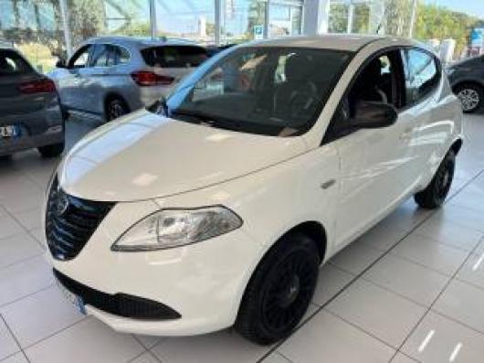 usato LANCIA Ypsilon