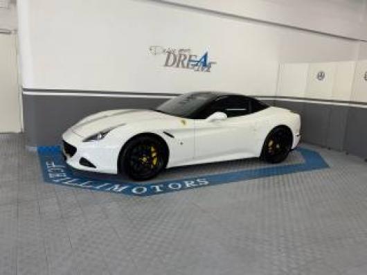 usato FERRARI California