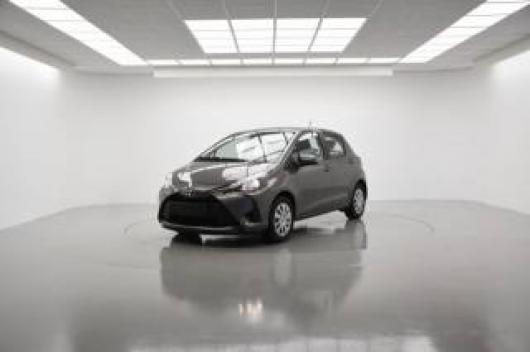 usato TOYOTA Yaris
