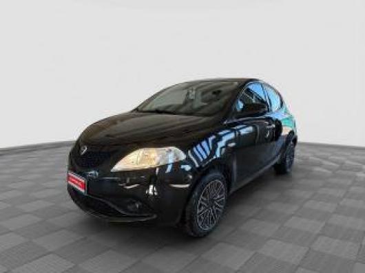 usato LANCIA Ypsilon