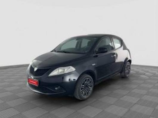 usato LANCIA Ypsilon