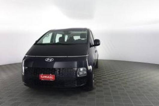 usato HYUNDAI Staria