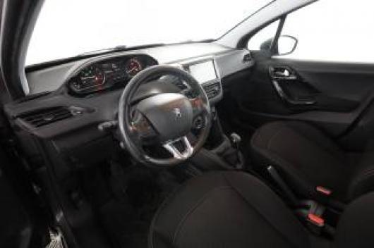 usato PEUGEOT 208