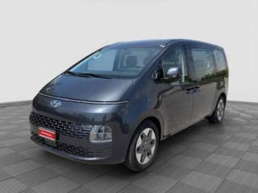 usato HYUNDAI Staria