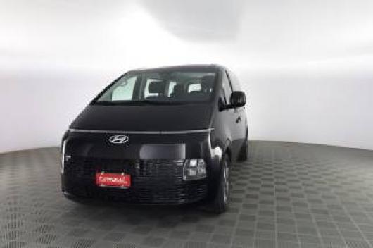 usato HYUNDAI Staria