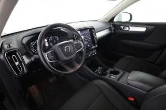 usato VOLVO XC40