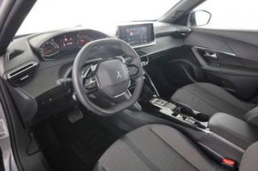 usato PEUGEOT 2008