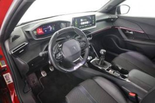 usato PEUGEOT 2008