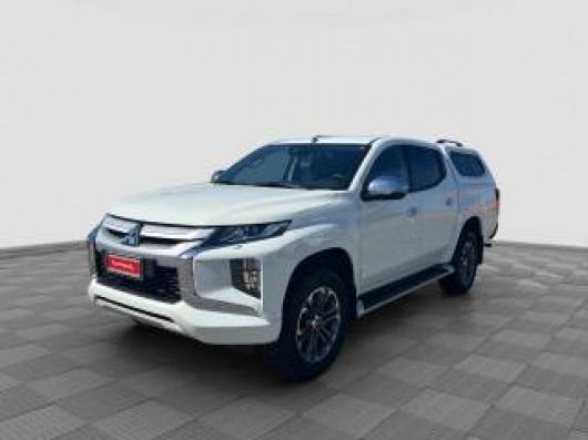 usato MITSUBISHI L200