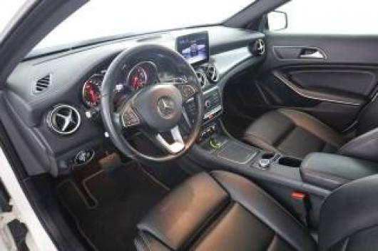 usato MERCEDES CLA