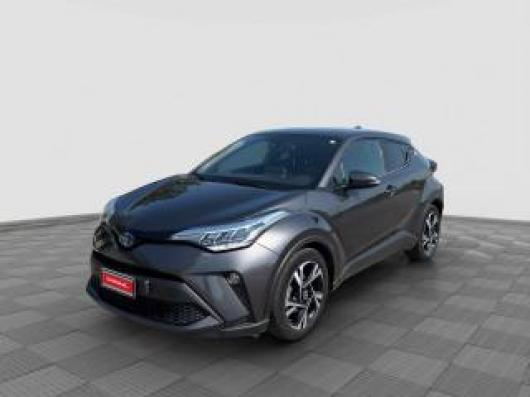 usato TOYOTA C HR