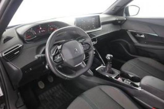 usato PEUGEOT 2008
