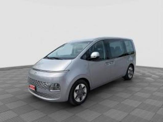 usato HYUNDAI Staria