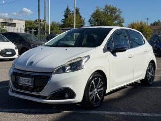 usato PEUGEOT 208