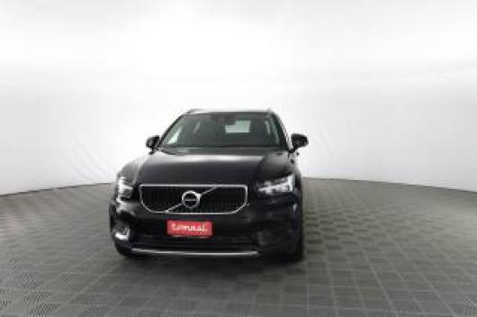 usato VOLVO XC40