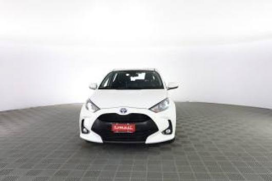 usato TOYOTA Yaris