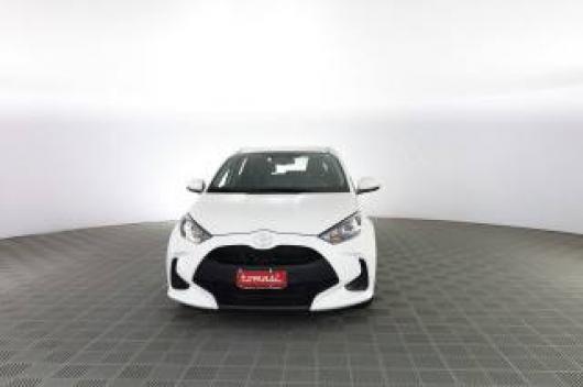 usato TOYOTA Yaris