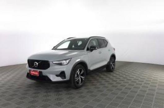 usato VOLVO XC40