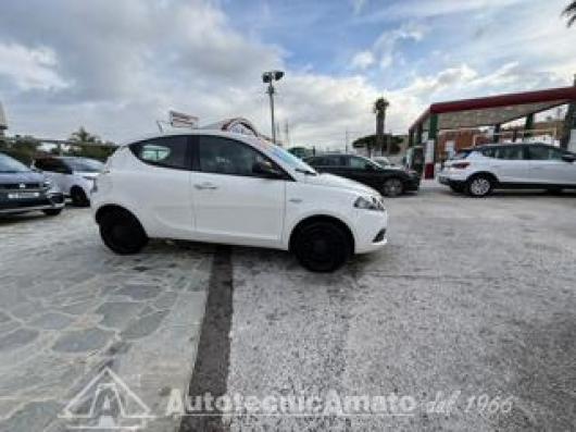 usato LANCIA Ypsilon