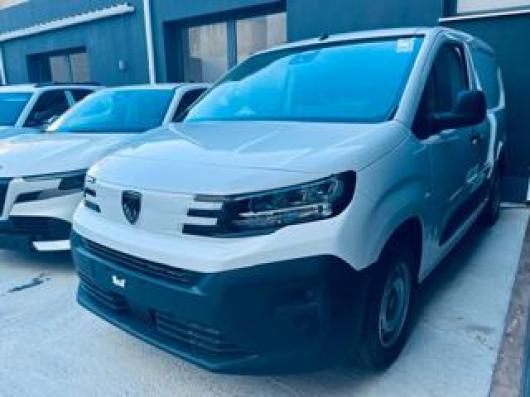 Km 0 PEUGEOT Partner