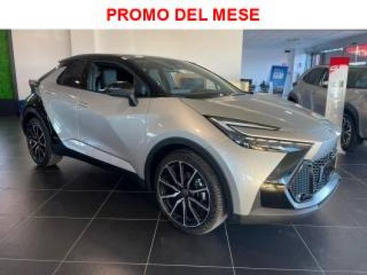 nuovo TOYOTA C HR