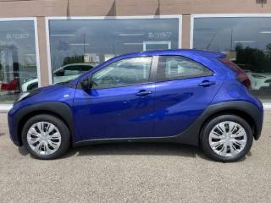 nuovo TOYOTA Aygo X