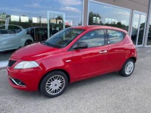 usato LANCIA Ypsilon