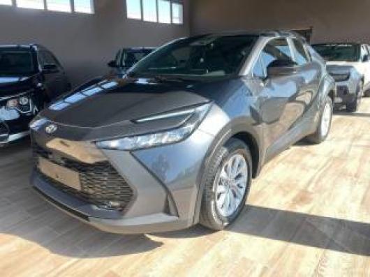 nuovo TOYOTA C HR